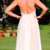 Vestido de novia con espalda descubierta