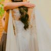 Espalda de novia con transparencias y bordados