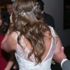 Vestido de novia con espalda rebajada y transparencias