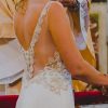 Detalle de vestido de novia MLV con bordados en tonos hueso