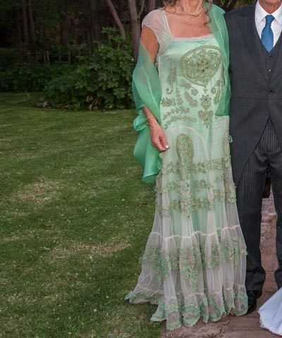 Vestido de madrina español bordado por Sofía Larraín