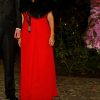 Vestido de madrina formal color rojo marca Las Adrianas