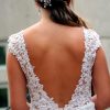 Vestido de novia de piel de durazno con transparencias