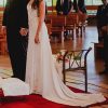 Vestido Maria Luisa Vega novias con pedrería y transparencias