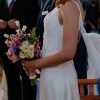 Vestido de novia con bordado francés y faldón de seda