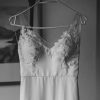 Vestido de novia de seda hecho por Francisca Larraín