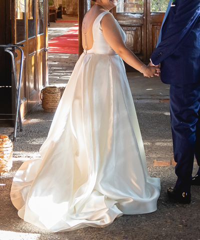 Vestido de novia Ignacia Novias de mikado se vende usado para boda |  